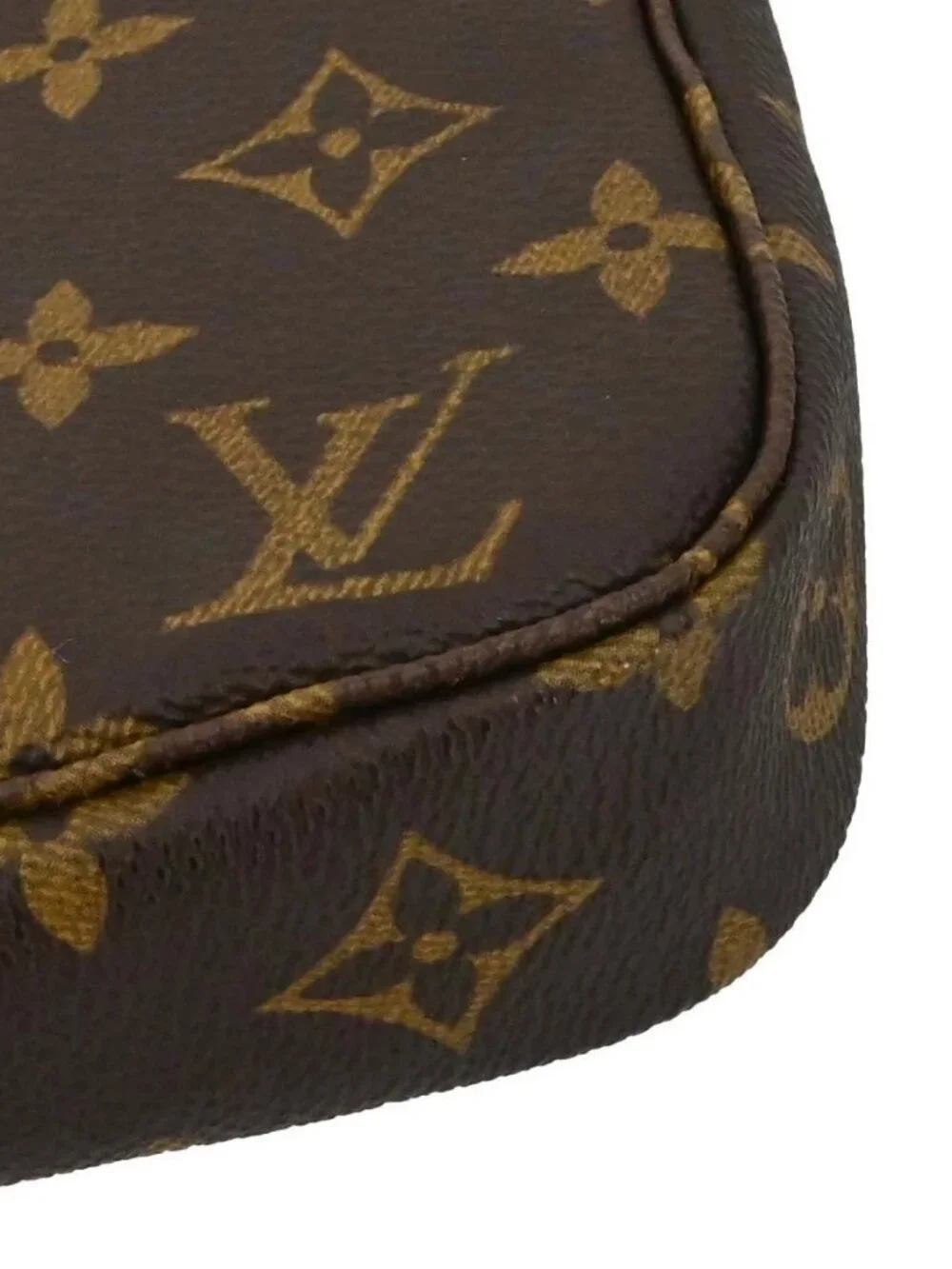 Louis Vuitton Monogram Pochette